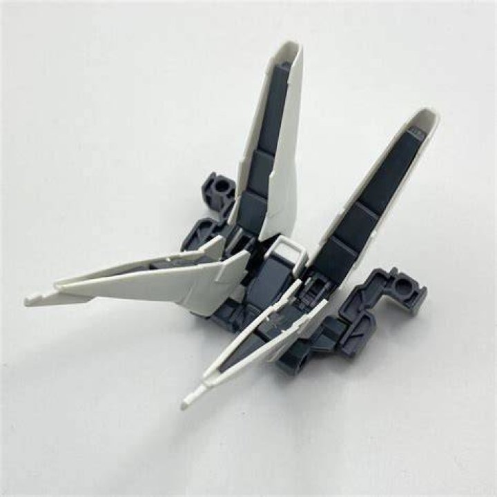 ガンプラ 12月再販の入荷情報を店頭や通販で確認するイメージ